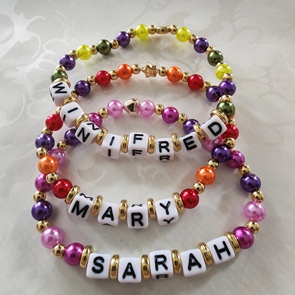 Sanderson Sisters Hocus Pocus Beaded Bracelets - Picture 3 of 11